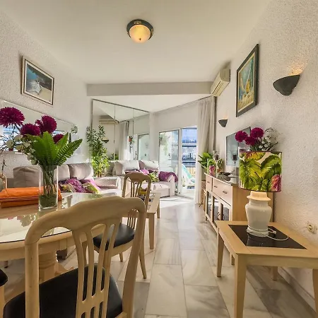 Skol 520c Cozy 1 Bedroom With Sea And Pool View Apartment *