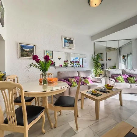 Apartment Skol 520c Cozy 1 Bedroom With Sea And Pool View *
